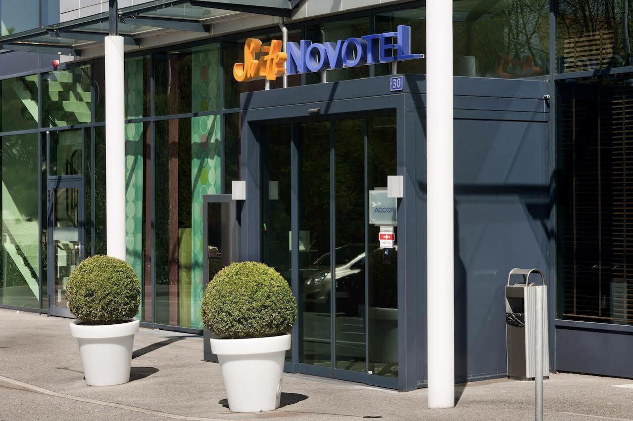 Novotel Suites Geneve Aeroport Exterior photo
